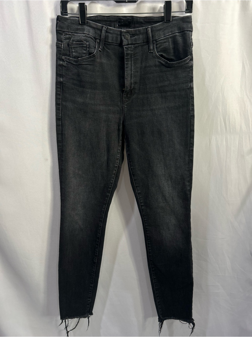 MOTHER The Looker Stargazing Black fray Hem Jeans